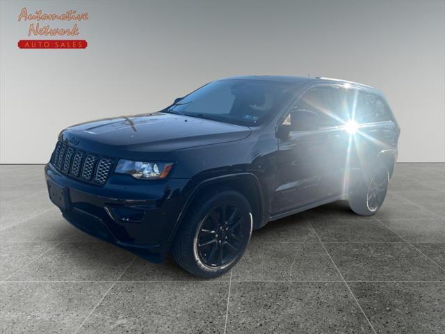 used 2017 Jeep Grand Cherokee car, priced at $13,989