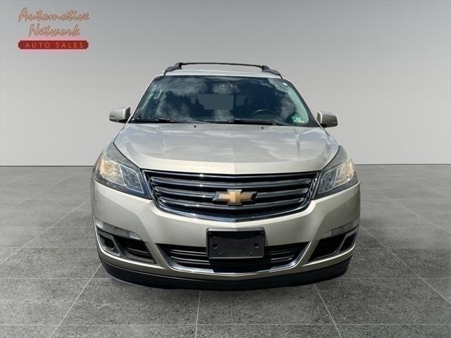 used 2014 Chevrolet Traverse car, priced at $10,995