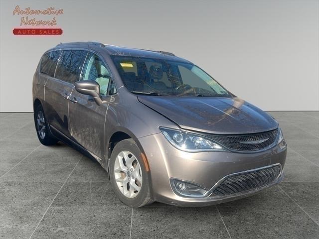 used 2017 Chrysler Pacifica car, priced at $14,349