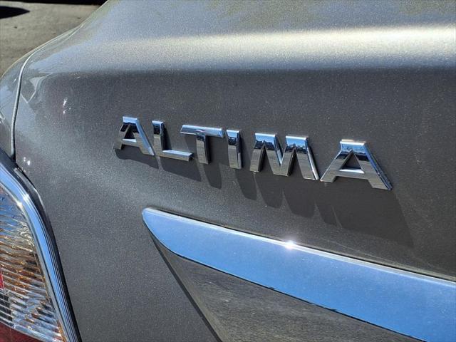 used 2015 Nissan Altima car, priced at $12,989