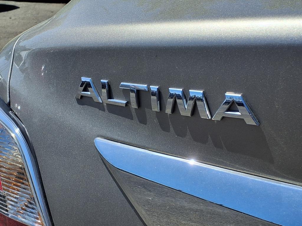 used 2015 Nissan Altima car, priced at $13,999