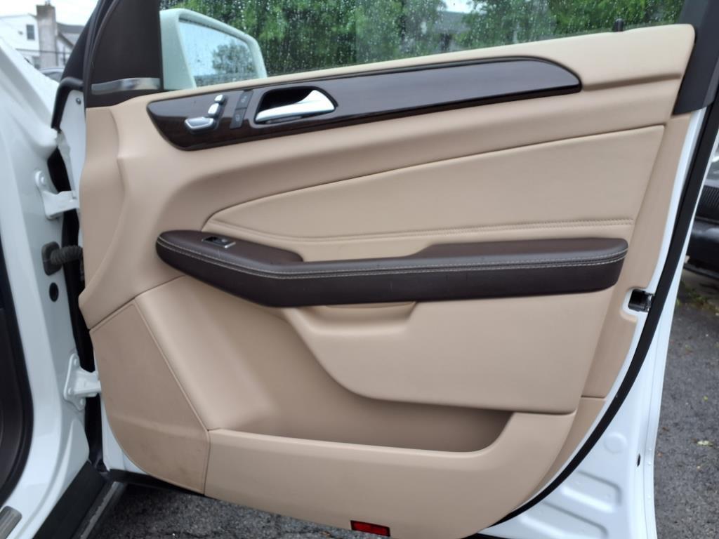 used 2017 Mercedes-Benz GLE 350 car, priced at $18,390