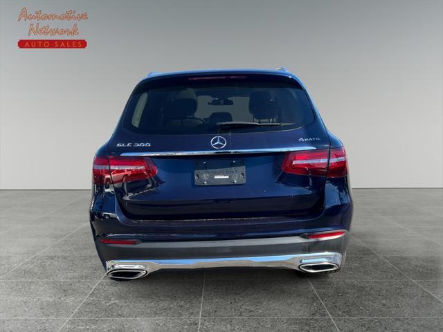 used 2019 Mercedes-Benz GLC 300 car, priced at $18,117