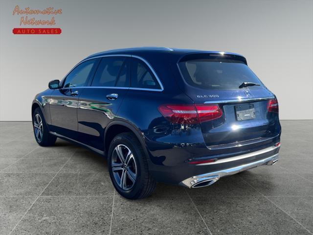 used 2019 Mercedes-Benz GLC 300 car, priced at $18,117