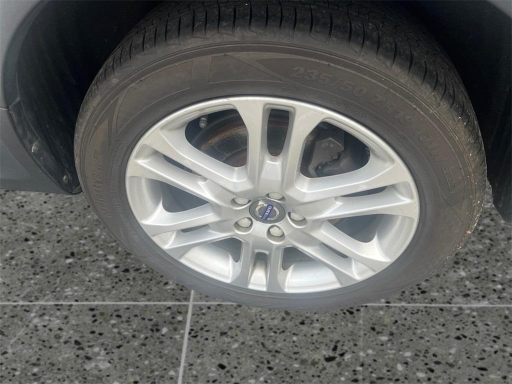 used 2016 Volvo XC70 car, priced at $15,795