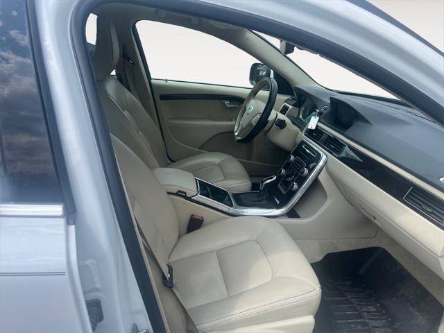 used 2016 Volvo XC70 car, priced at $15,795
