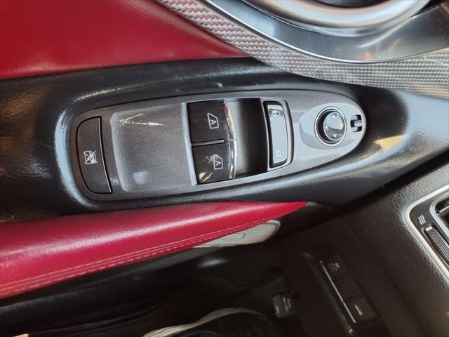 used 2017 INFINITI Q60 car