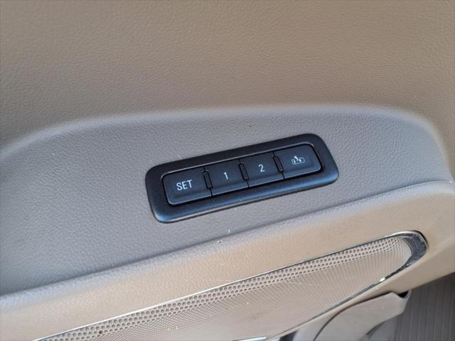 used 2018 GMC Yukon car, priced at $28,999