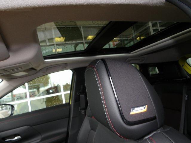 new 2025 Nissan Kicks car, priced at $29,657