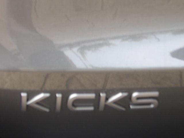 new 2025 Nissan Kicks car, priced at $29,657