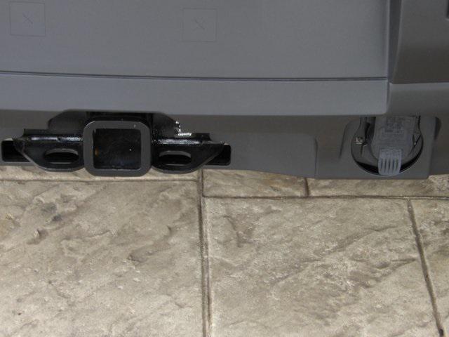 new 2025 Nissan Pathfinder car, priced at $39,082