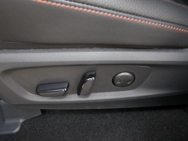 new 2025 Nissan Pathfinder car, priced at $39,082