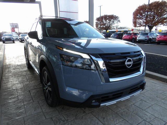 new 2025 Nissan Pathfinder car, priced at $48,181