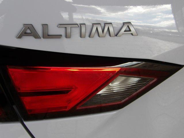 new 2025 Nissan Altima car, priced at $31,384