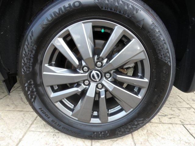 used 2022 Nissan Pathfinder car, priced at $28,000