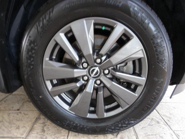used 2022 Nissan Pathfinder car, priced at $28,000