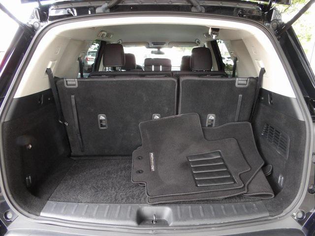 used 2022 Nissan Pathfinder car, priced at $28,000