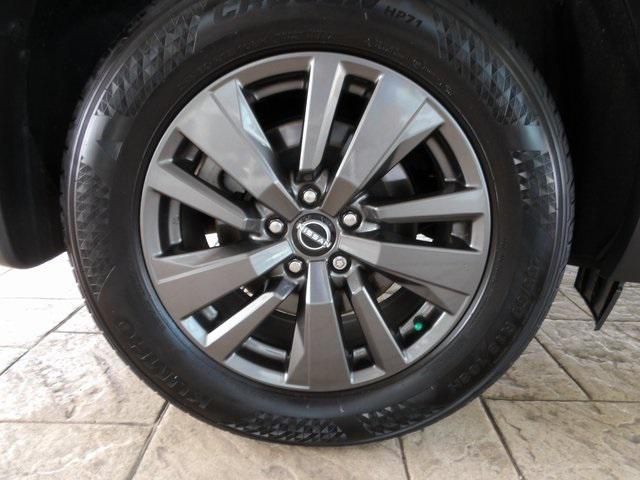 used 2022 Nissan Pathfinder car, priced at $28,000