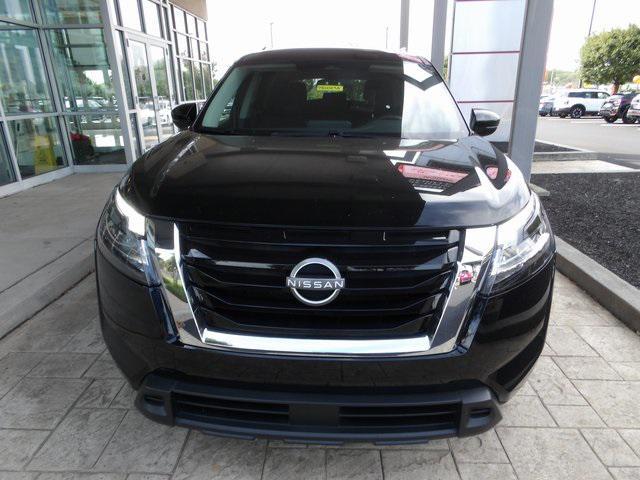 used 2022 Nissan Pathfinder car, priced at $28,000
