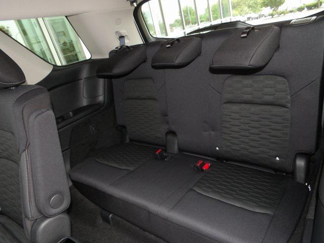 new 2025 Nissan Pathfinder car, priced at $38,276