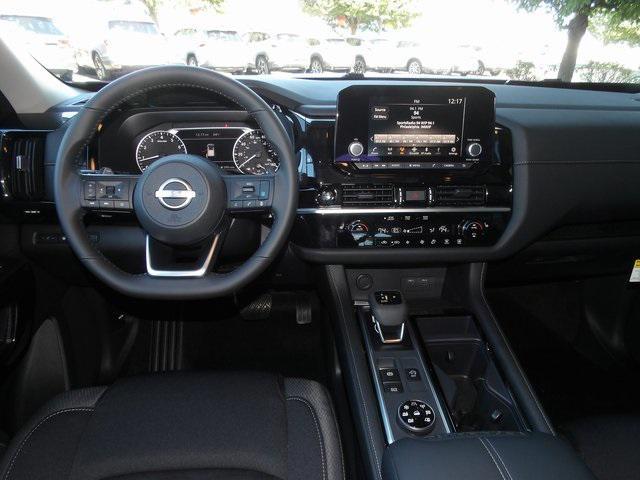new 2025 Nissan Pathfinder car, priced at $38,715