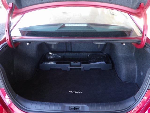 used 2022 Nissan Altima car, priced at $21,980