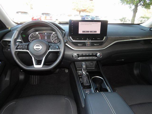 used 2023 Nissan Altima car, priced at $24,978