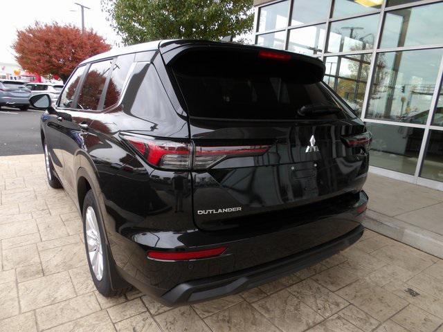 new 2025 Mitsubishi Outlander car, priced at $33,073