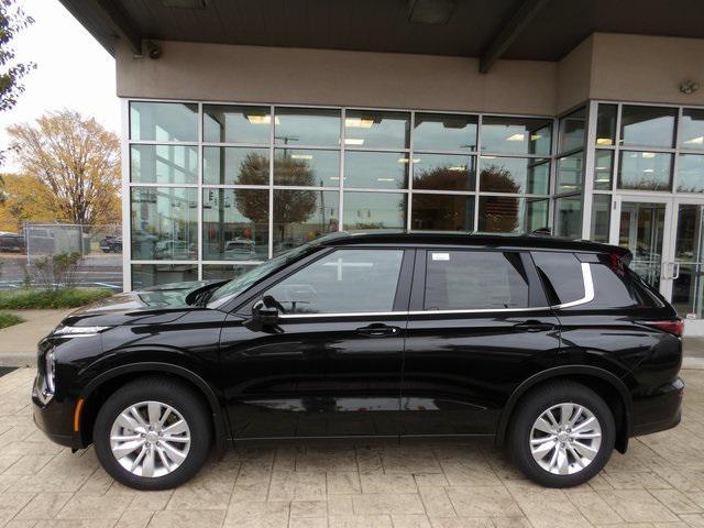 new 2025 Mitsubishi Outlander car, priced at $33,073