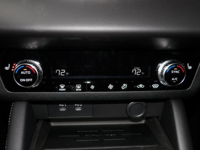 new 2025 Mitsubishi Outlander car, priced at $33,073