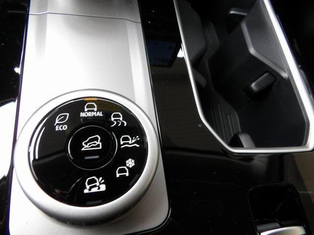 new 2025 Mitsubishi Outlander car, priced at $33,073