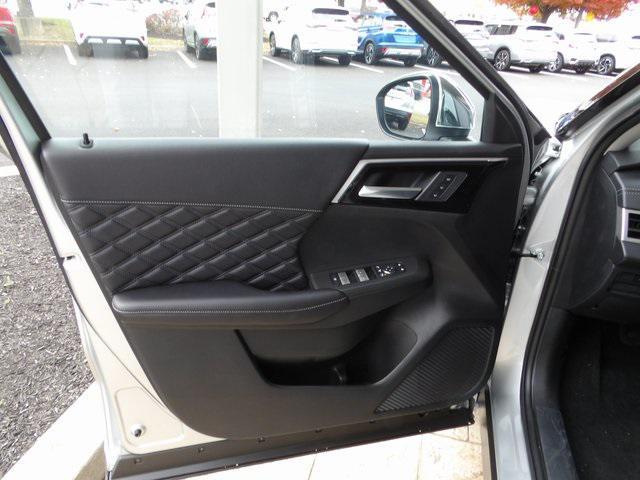 new 2025 Mitsubishi Outlander PHEV car, priced at $44,917