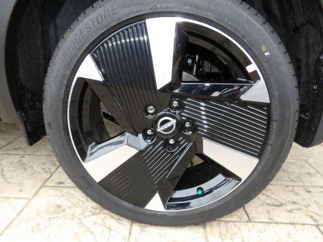 new 2025 Nissan Kicks car, priced at $29,874