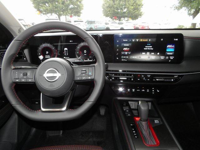 new 2025 Nissan Kicks car, priced at $29,874