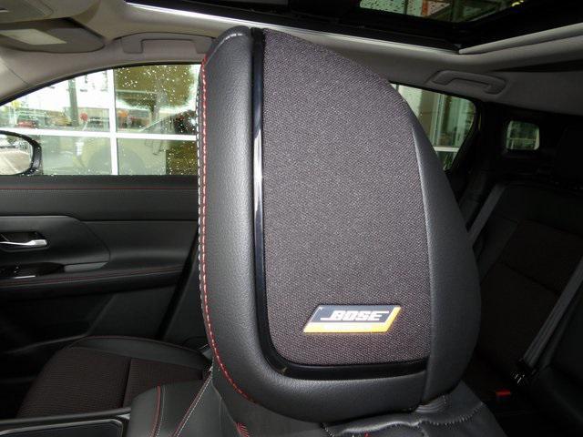 new 2025 Nissan Kicks car, priced at $29,874