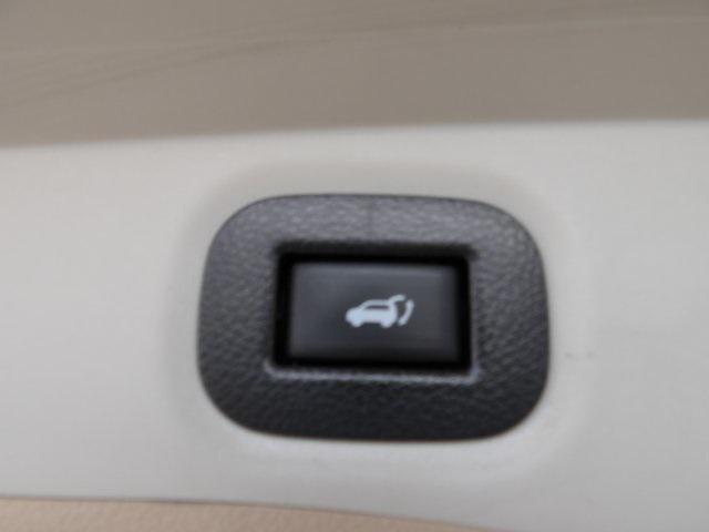 used 2020 Nissan Rogue car, priced at $21,557