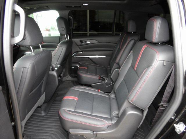 used 2024 Chevrolet Traverse car, priced at $51,548