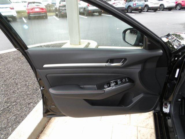 new 2025 Nissan Altima car, priced at $31,843