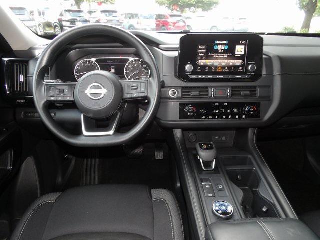 used 2024 Nissan Pathfinder car, priced at $31,900