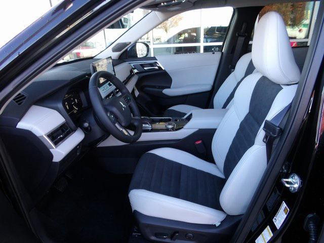 new 2025 Mitsubishi Outlander car, priced at $38,026