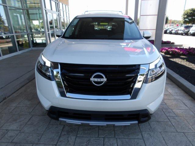 new 2024 Nissan Pathfinder car, priced at $40,985