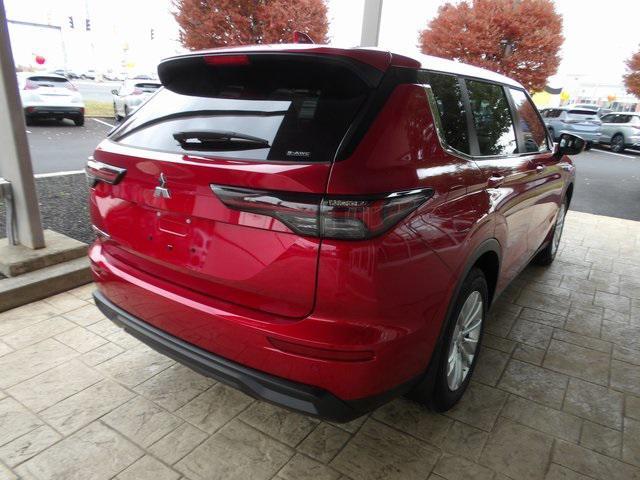 new 2025 Mitsubishi Outlander car, priced at $33,073