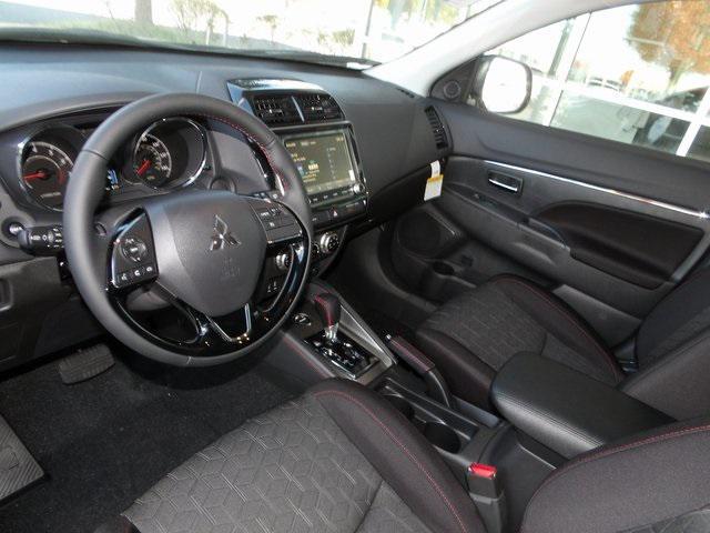new 2025 Mitsubishi Outlander Sport car, priced at $27,688