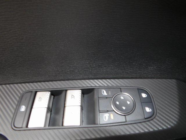 new 2025 Mitsubishi Outlander car, priced at $32,543