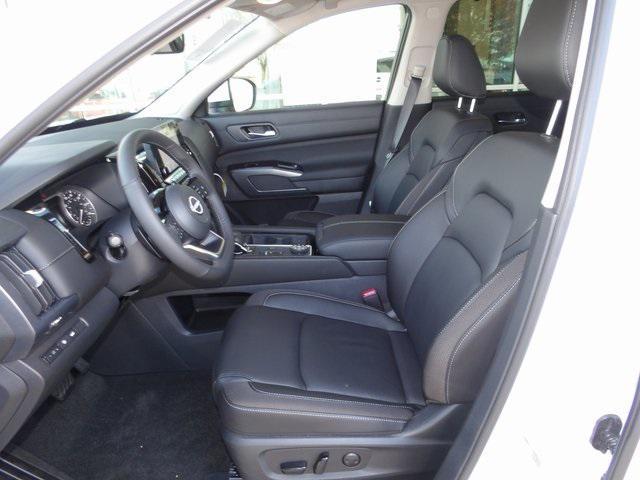 new 2025 Nissan Pathfinder car, priced at $41,491