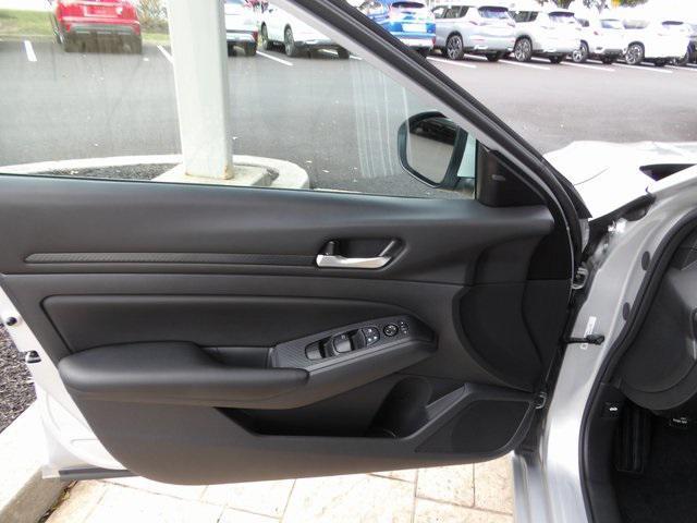 used 2021 Nissan Altima car, priced at $18,400