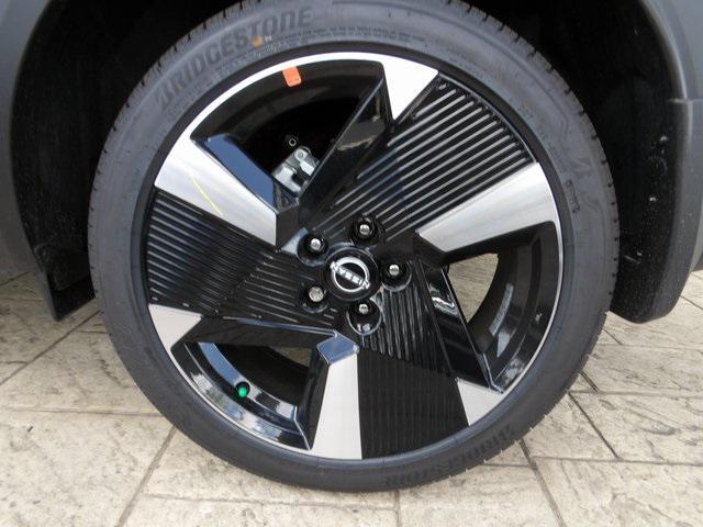 new 2025 Nissan Kicks car, priced at $31,211