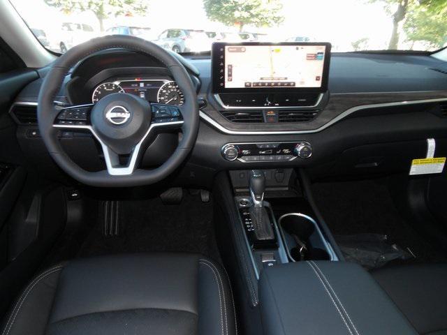 new 2025 Nissan Altima car, priced at $32,980