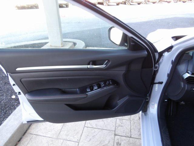 new 2025 Nissan Altima car, priced at $32,248