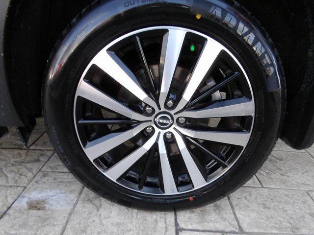 used 2024 Nissan Pathfinder car, priced at $43,907